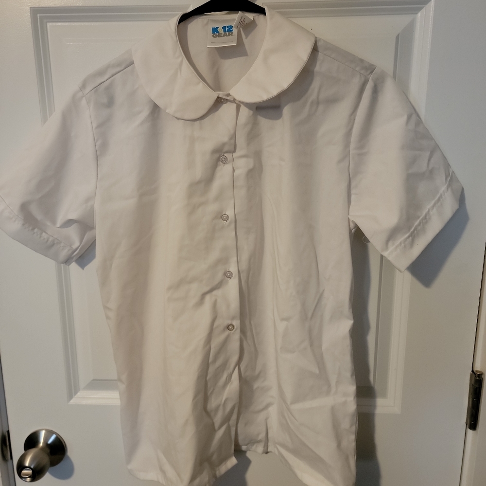 Peter pan collar blouse